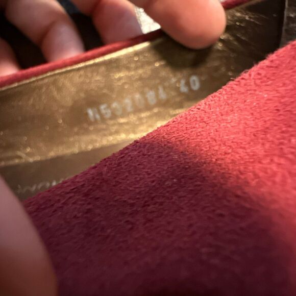 Attilio Giusti Leombruni (AGL) berry red suede ballet flats with metal embellish - Picture 9 of 9